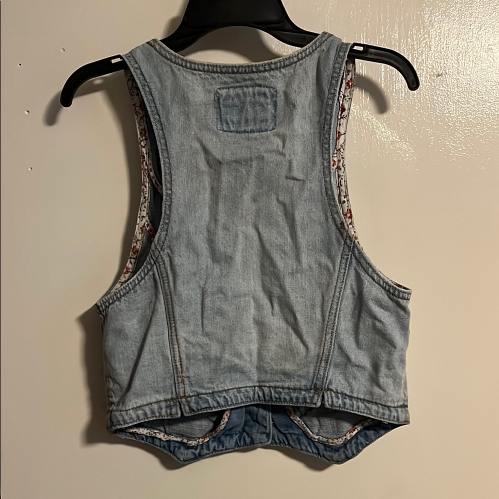 Hollister Light Blue Denim Vest with Floral Trim - Picture 3 of 3